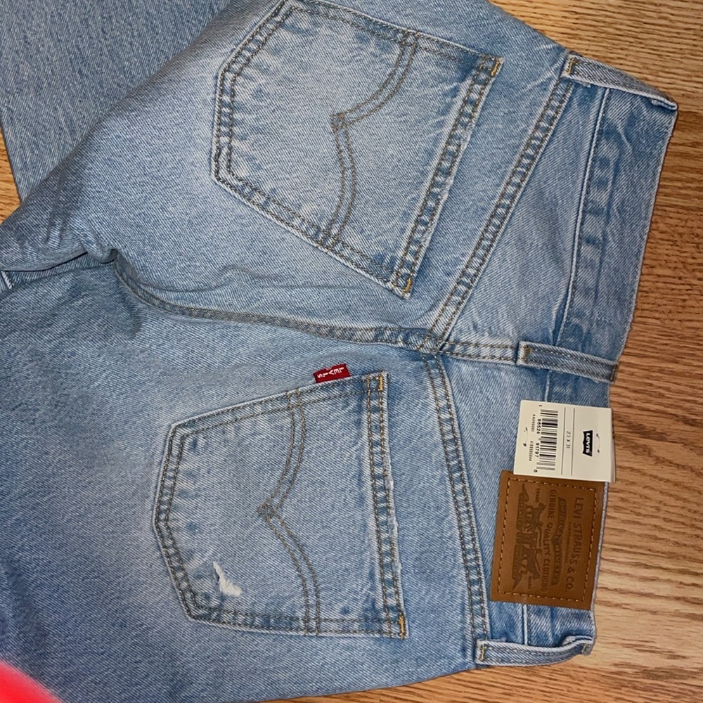 ❗️SOLD ❗️Levi's jeans - Picture 5 of 7